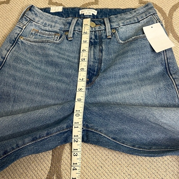 Good American Good Boy distressed knees indigo blue jeans - Picture 5 of 17